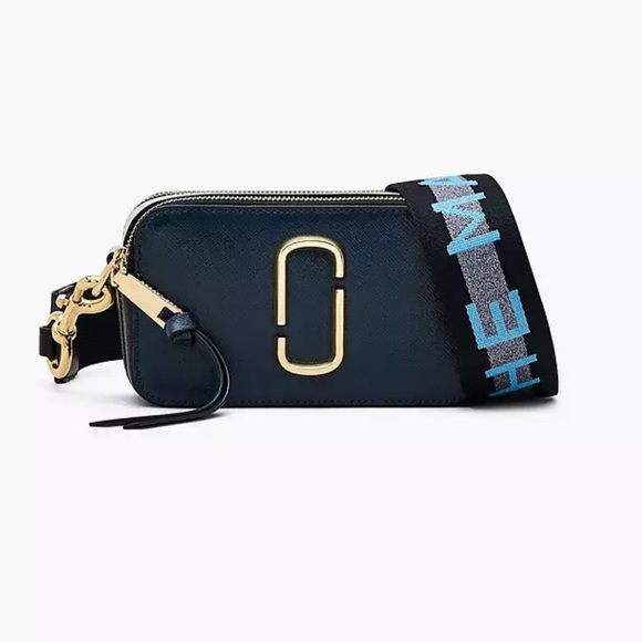 Marc Jacobs Handbags - LIKE NEW Marc Jacobs The Snapshot Purse
